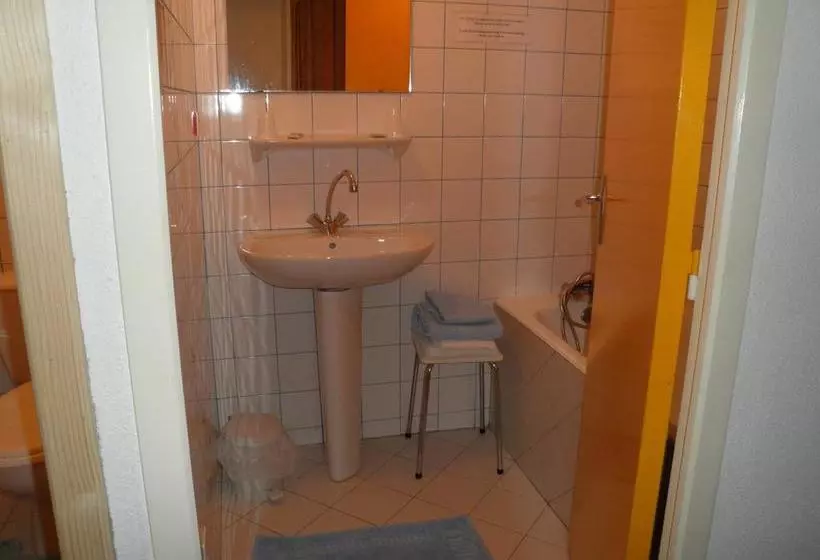 Hotel La Pierre Blanche