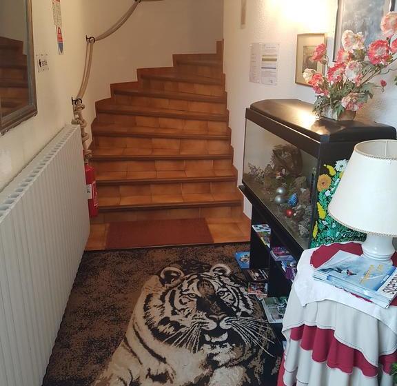 فندق La Pierre Blanche