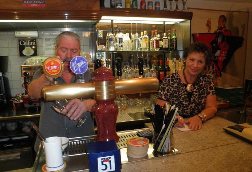 فندق La Pierre Blanche