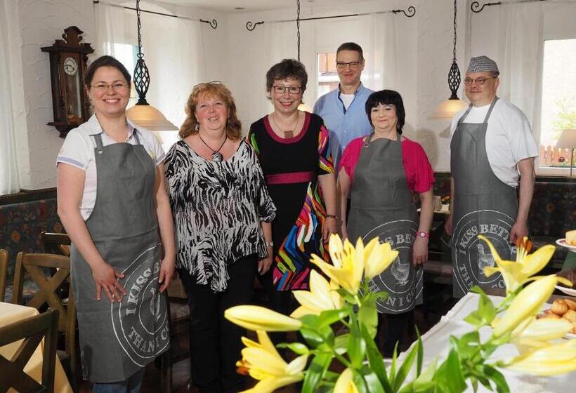 בית מלון כפרי Landgasthof Zur Fichte