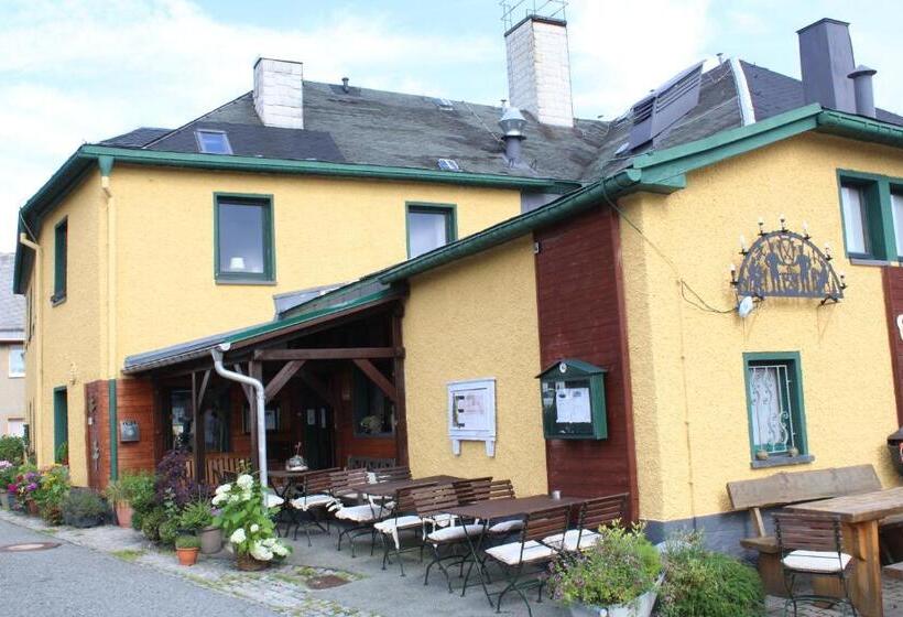 בית מלון כפרי Landgasthof Zur Fichte