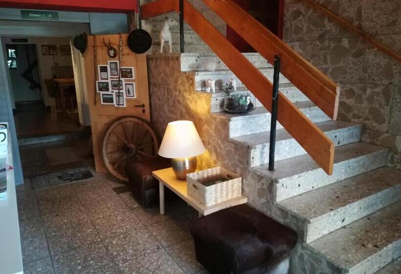 בית מלון כפרי Landgasthof Zur Fichte