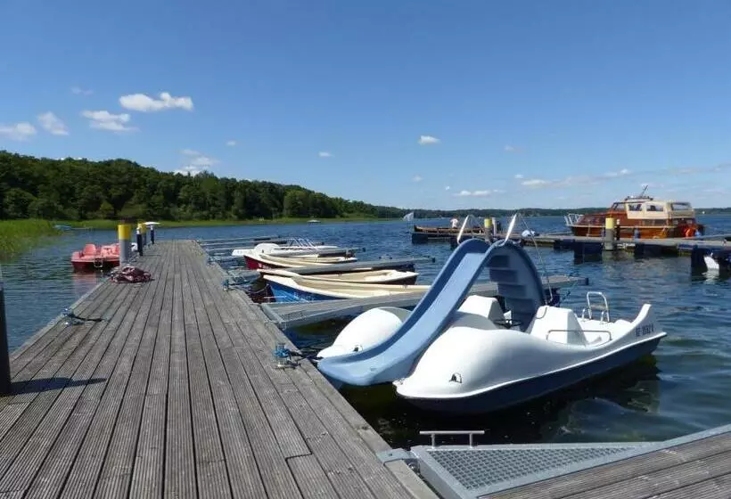 Hotelli Beech Resort Plauer See
