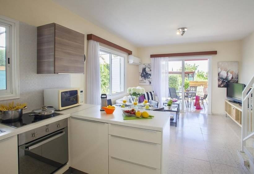 Villa Marina 43 Kiti Beach