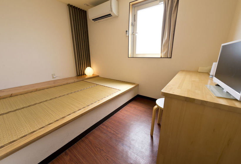 Naha Japanese Style Hotel Hokkaisou