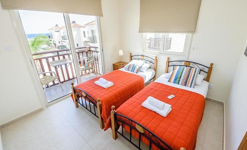 Kapparis Holiday Villa 018