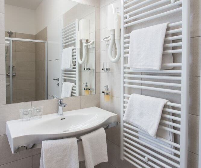 Klarisa Palace Rooms