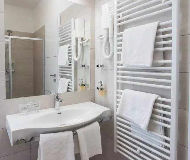Klarisa Palace Rooms