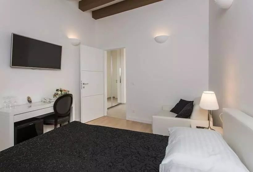 Klarisa Palace Rooms