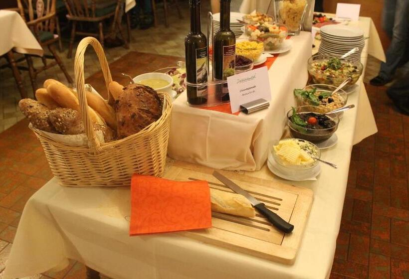 Waldhotel Dornröschenshöh