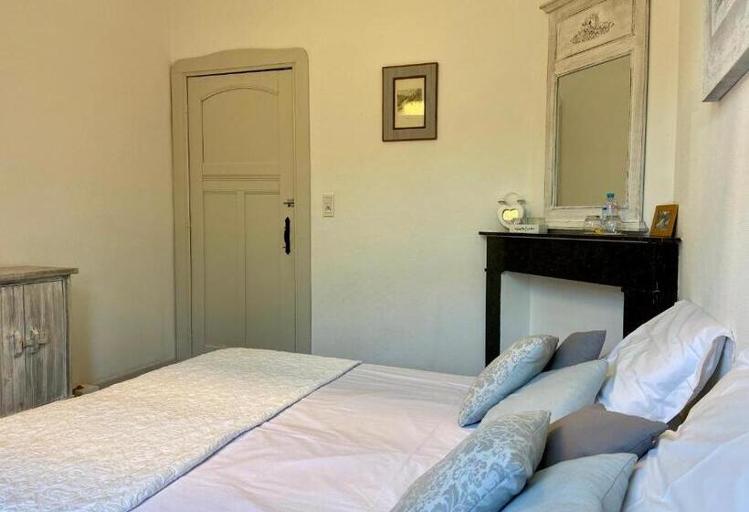 تختخواب و صبحانه Villa Louise