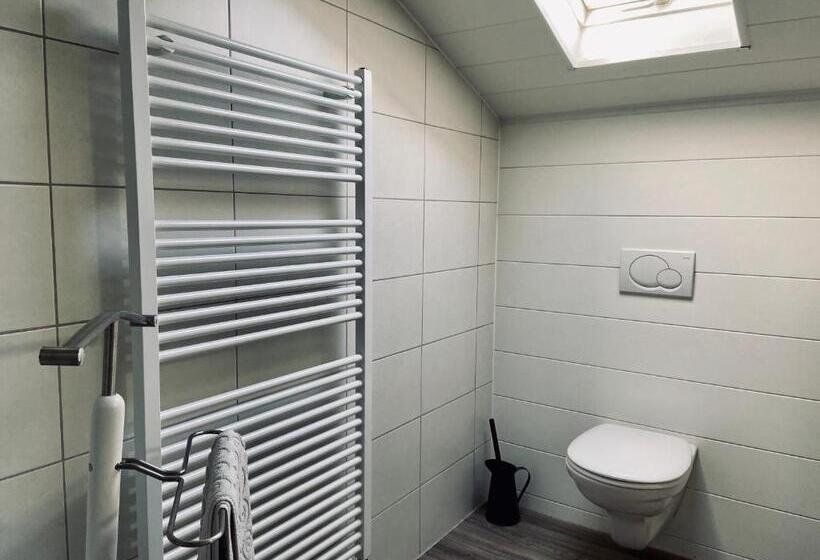 تختخواب و صبحانه Villa Louise