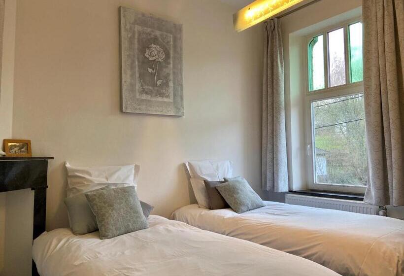 تختخواب و صبحانه Villa Louise