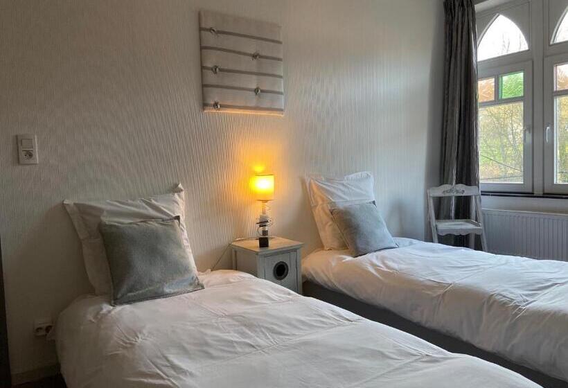 تختخواب و صبحانه Villa Louise