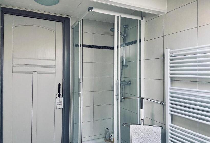 تختخواب و صبحانه Villa Louise