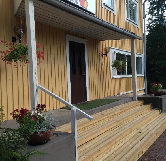 Hostelli Kuninkaankartano