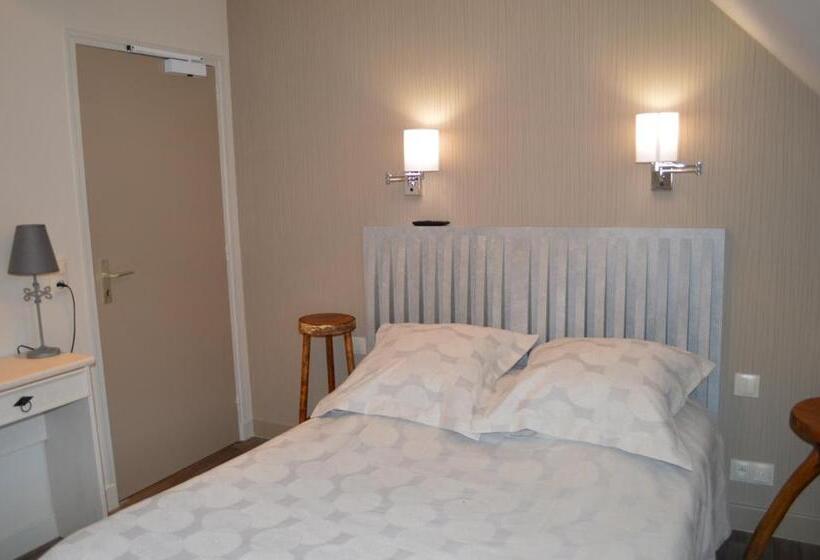 Отель Hôtel Restaurant Aux Genêts D Or