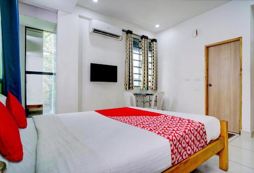 Hotel O New Famy Home