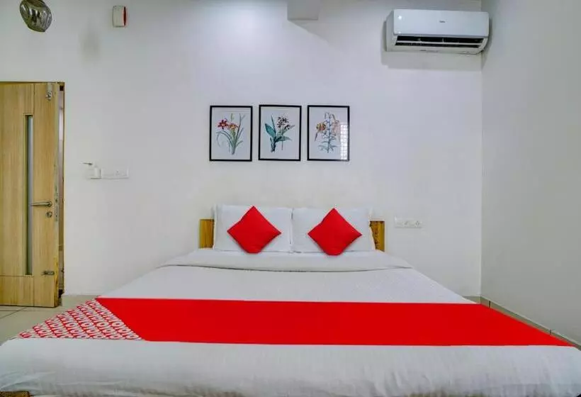 هتل O New Famy Home