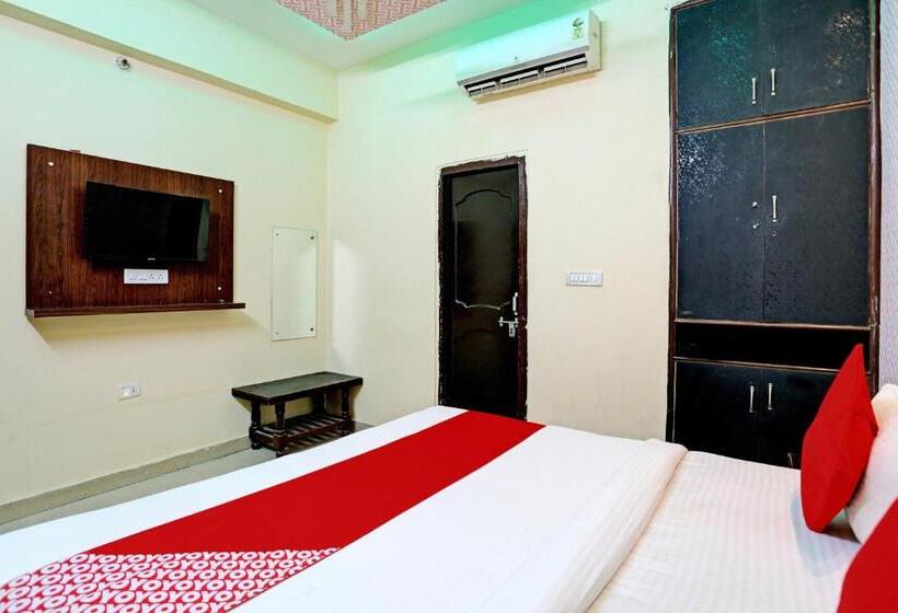 בית מלון כפרי Oyo Alaska