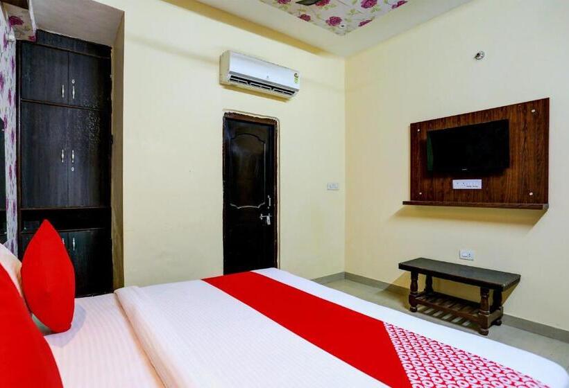 בית מלון כפרי Oyo Alaska