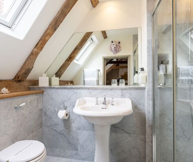 酒店 The Dial House