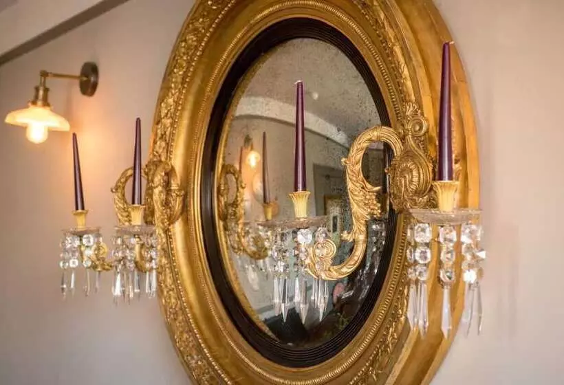 Hotelli The Dial House