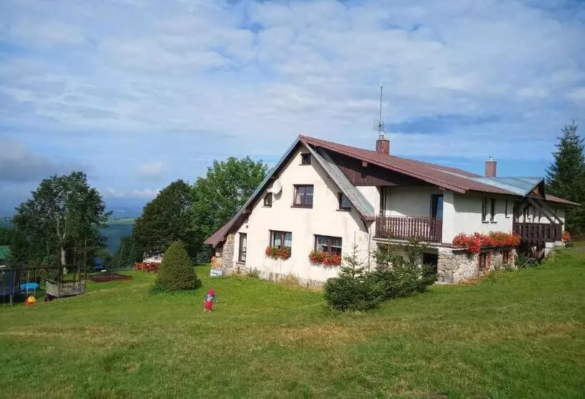 Majatalo Penzion Pochop