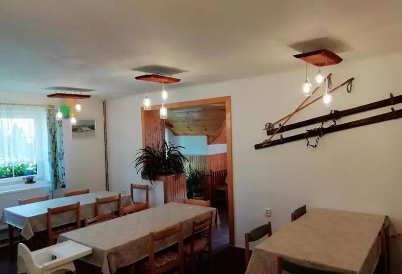 Majatalo Penzion Pochop