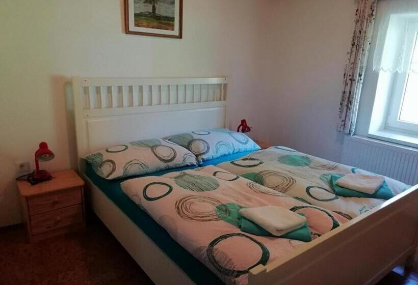 Panzió Penzion Pochop