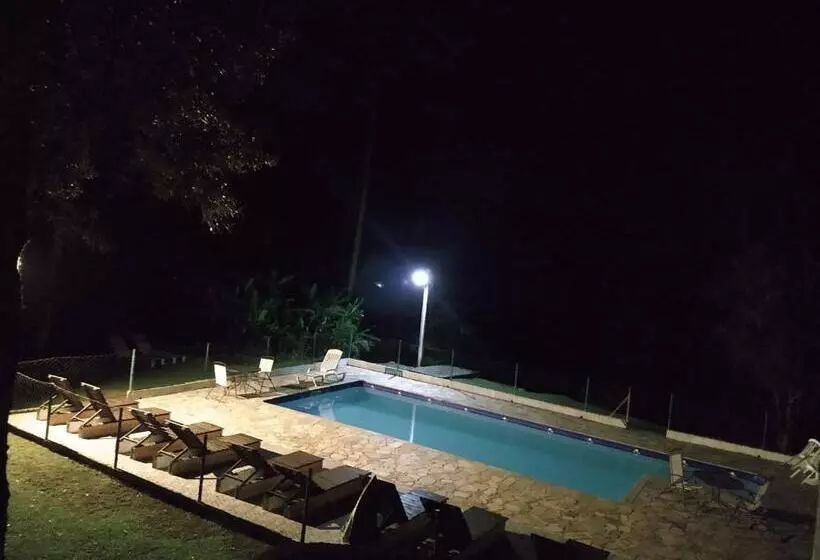 ペンション Recanto Das Pedras