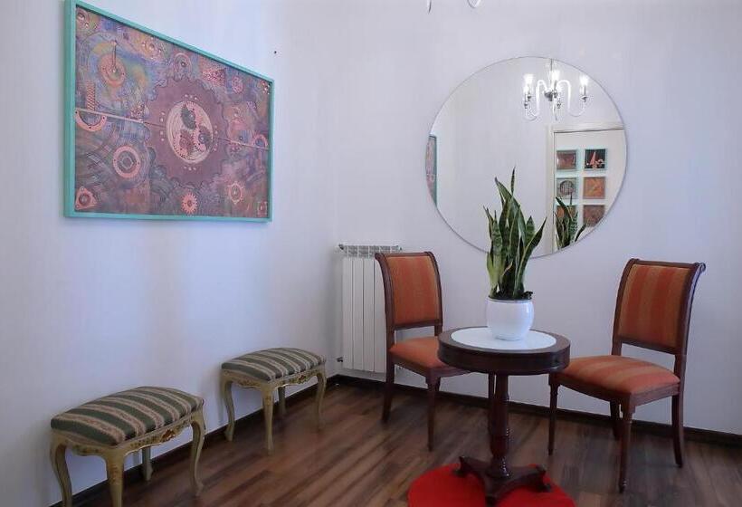 פנסיון Savoia & Cavour _ Premium Signature _