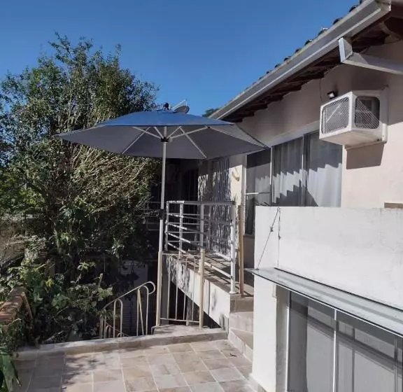 ペンション Suite Hanaki Com Microondas E Frigobar