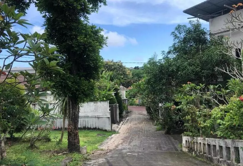 ペンション Surf Bali Villa