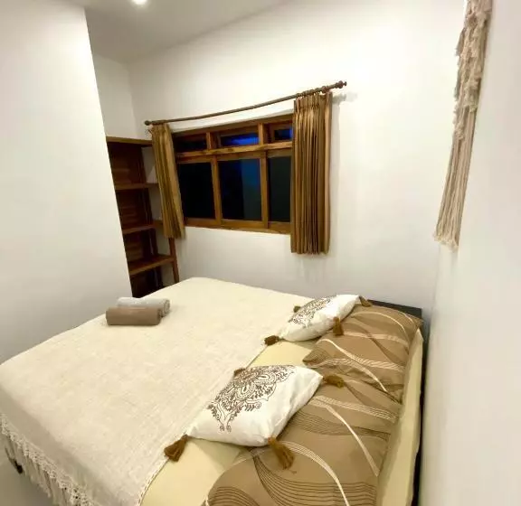 ペンション Surf Bali Villa