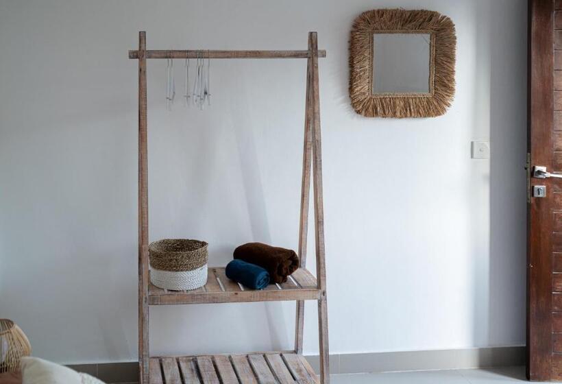 بنسيون Surf Bali Villa