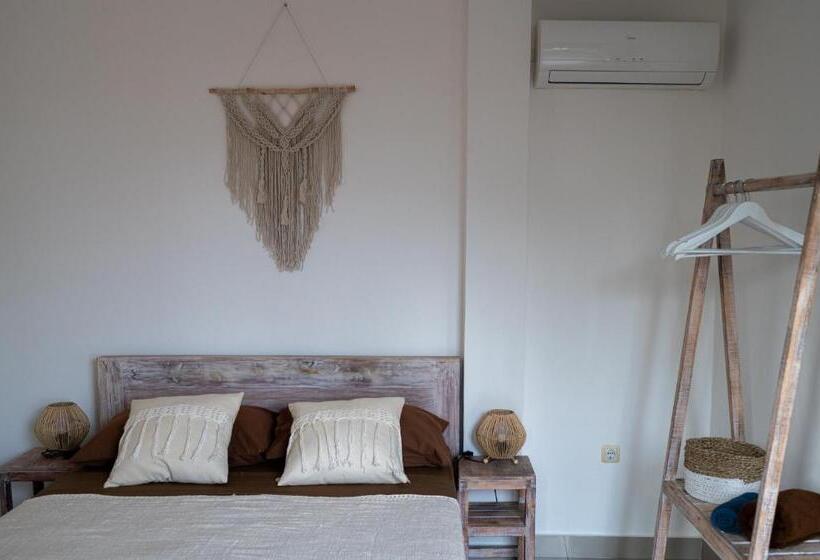 بنسيون Surf Bali Villa