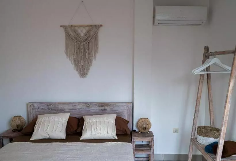 ペンション Surf Bali Villa