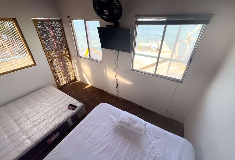 여관 Cafe Arena Beach