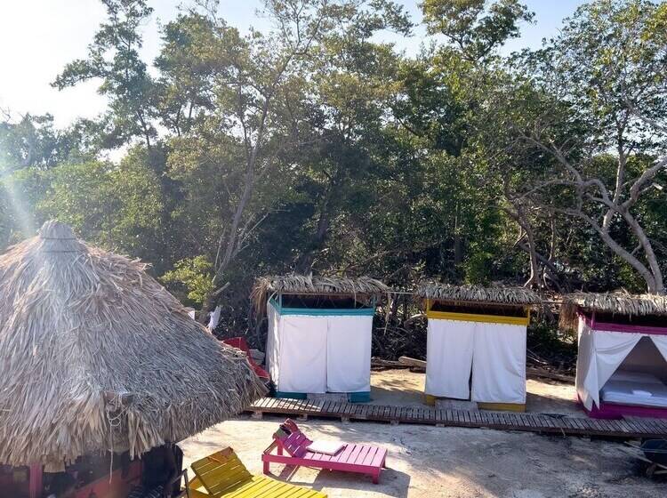 여관 Cafe Arena Beach