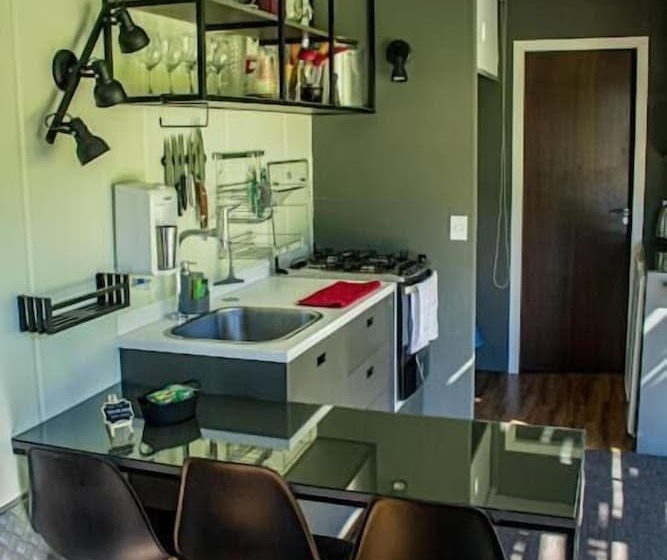 簡易ホテル Eden Bed & Nature