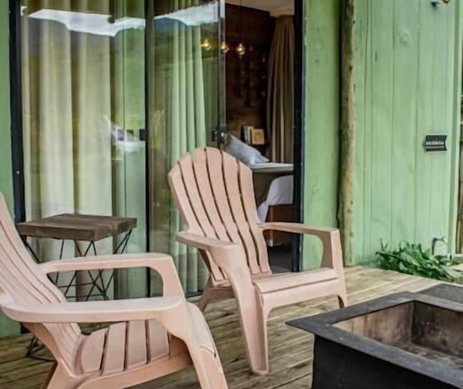 簡易ホテル Eden Bed & Nature