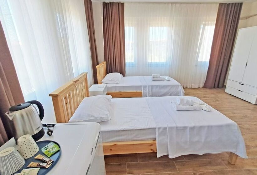 هتل Aura Bozcaada