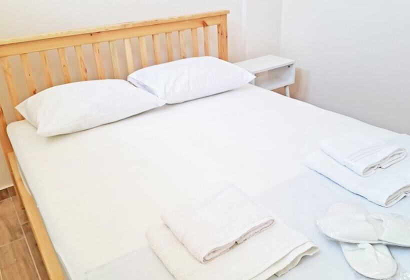 هتل Aura Bozcaada