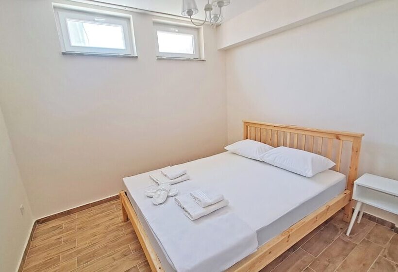 هتل Aura Bozcaada