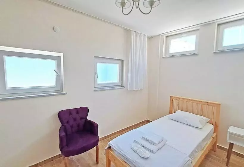 هتل Aura Bozcaada