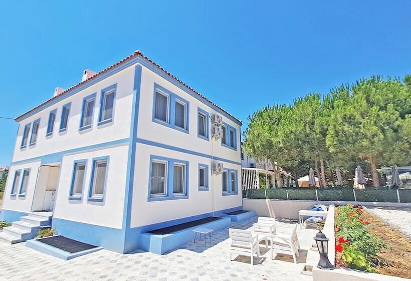 هتل Aura Bozcaada