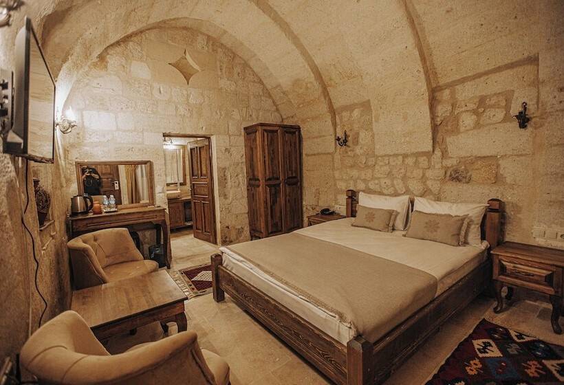 هتل Lagania In Cave