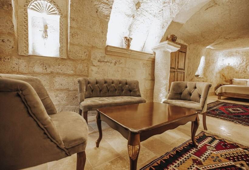 هتل Lagania In Cave