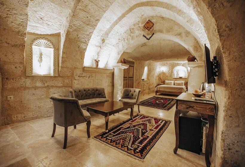 هتل Lagania In Cave